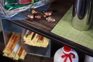 Market retail shelves